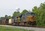 CSX 5437 & 84 lead train Q400-06 northbound